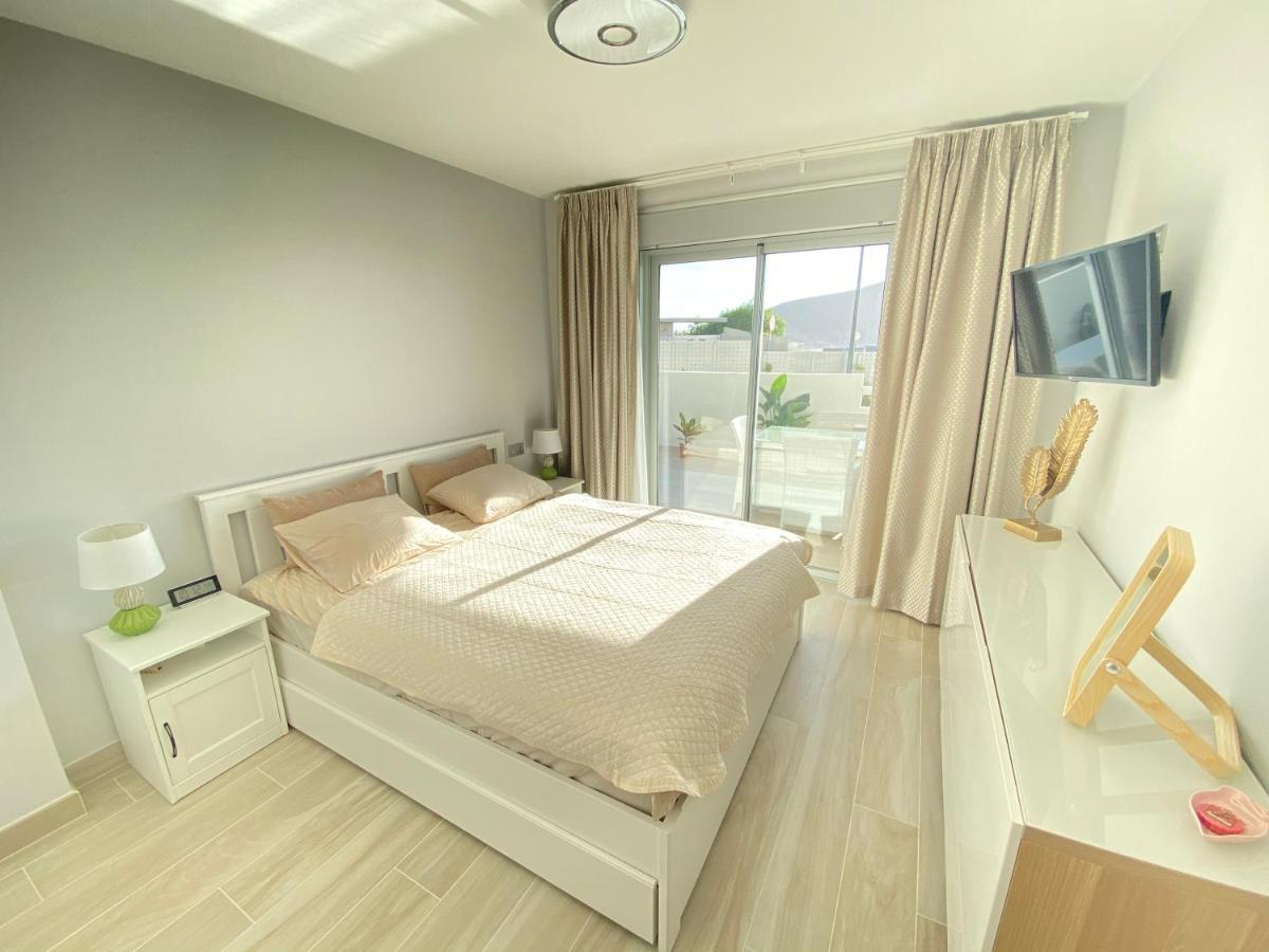 A Beautiful Apartment With A Beach View - La Tejita - El Medano Экстерьер фото