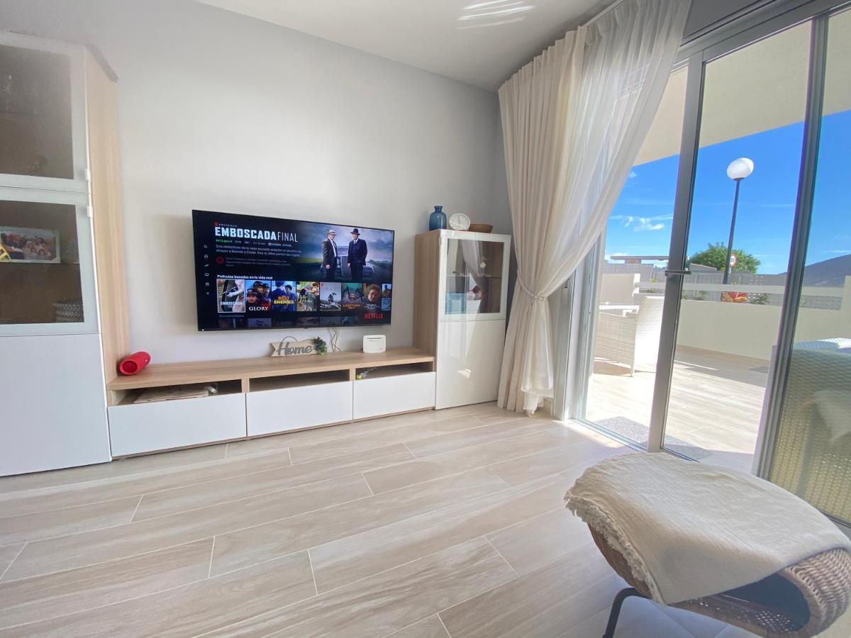 A Beautiful Apartment With A Beach View - La Tejita - El Medano Экстерьер фото